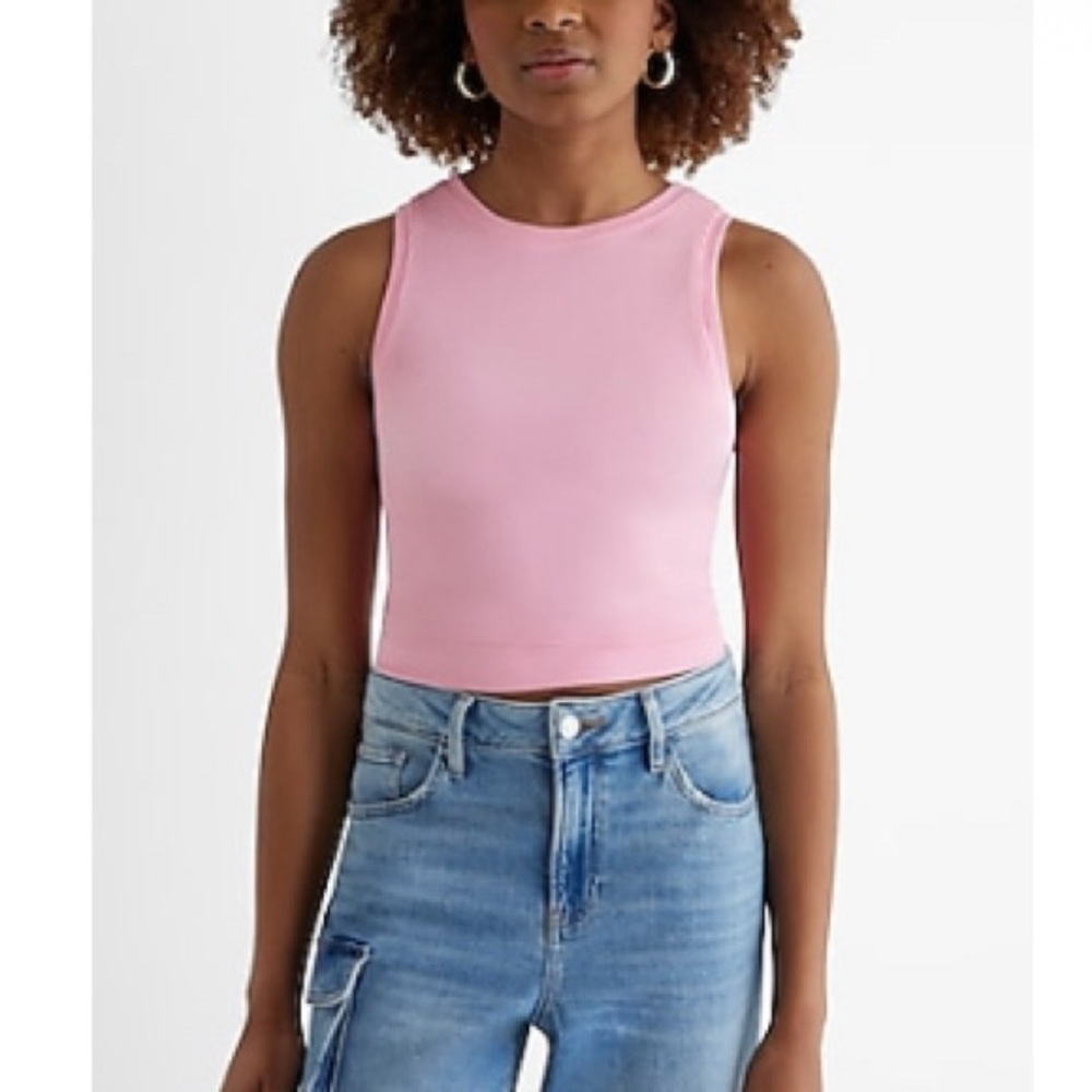NWT Express Body Contour Seamless Ribbed High Neck Cropped Tank size L/XL